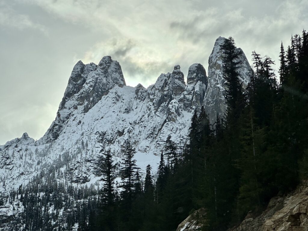Scenic drive near Washington Pass Overlook with majestic peaks and sweeping mountain views.